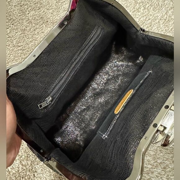 One Of A Kind! Unique Cowhide Embroidered Floral Print Handmade Metal Frame Bag - Picture 16 of 16